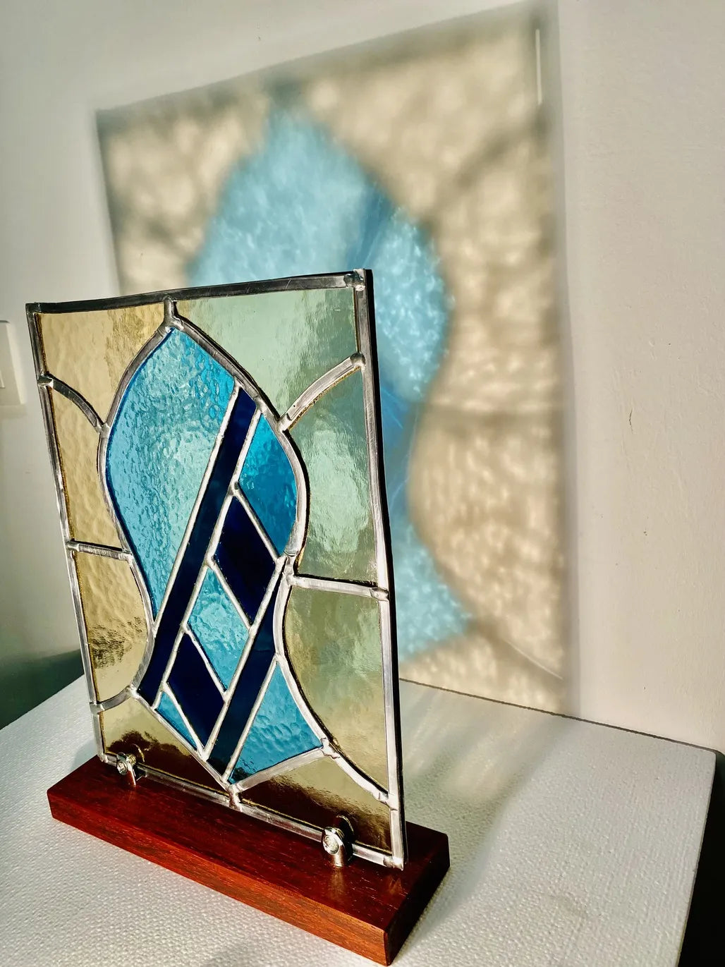 The Meaning Behind Islamic Stained Glass Art: More Than Decoration