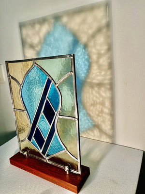 The Meaning Behind Islamic Stained Glass Art: More Than Decoration
